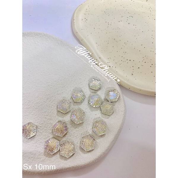 Đá đính móng hình đính móng tay