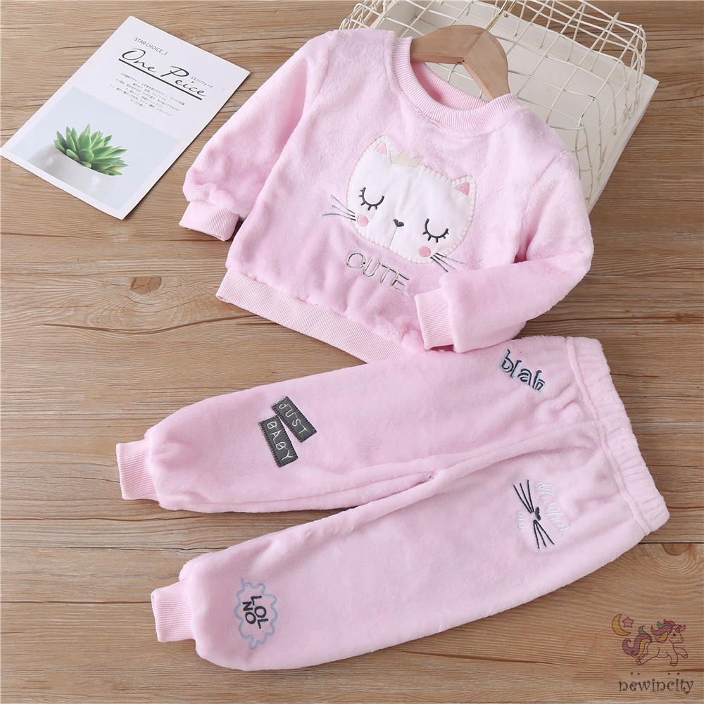 Bộ đồ ngủ áo tay dài + quần dài chất flannel họa tiết hoạt hình thời trang mùa đông dễ thương cho bé gái