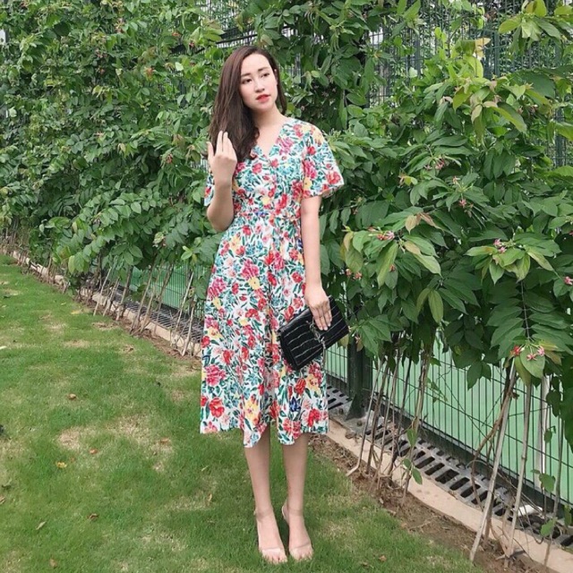VÁY HOA CỔ V