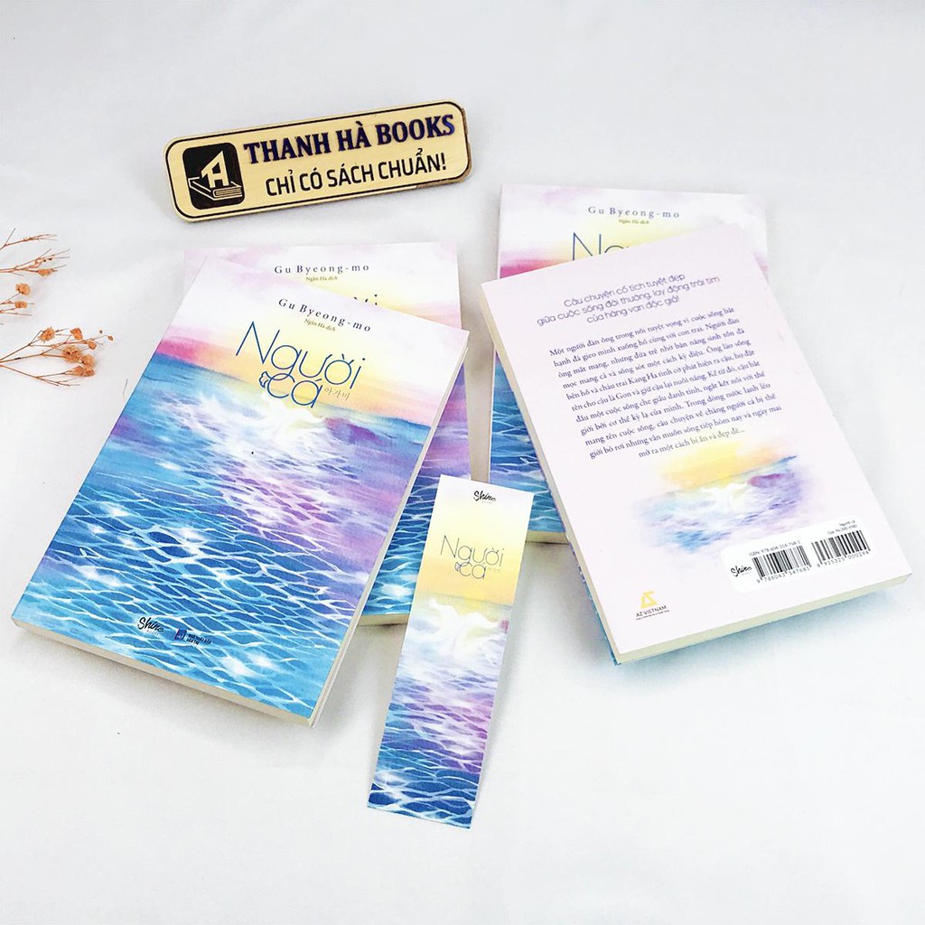 Sách -  Người cá - Câu chuyện cổ tích giữa đời thường (Kèm Bookmark)