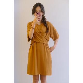Váy Basic Twist Tủ Nhà Mây dáng thường vải thun co giãn dây buộc màu Nâu