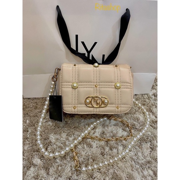 Túi Lyn hình + video shop tự chụp