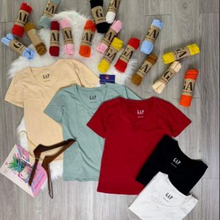 Áo phông nữ gap cổ tim