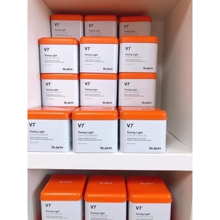 Kem Dưỡng Trắng Da V7 Toning Light