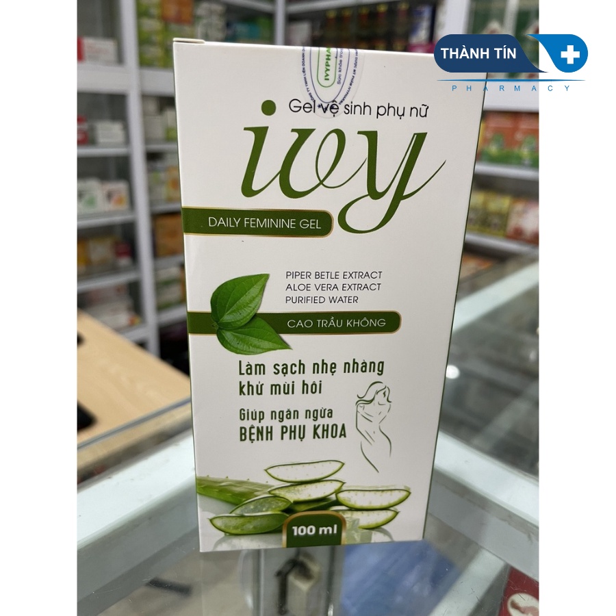 Dung Dịch Vệ Sinh Phụ Nữ Trầu Không Ivy 100ml Làm Sạch, Khử Mùi Hôi