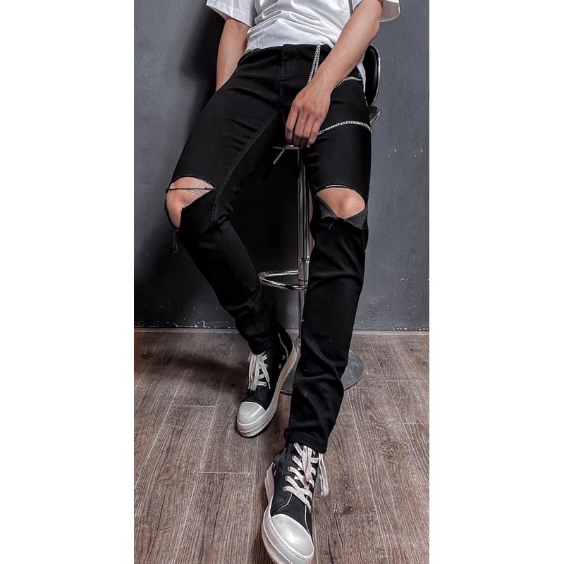 Quần Jeans rách gối chữ T