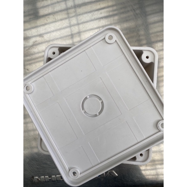 Hộp kĩ thuật điện lắp camera wifi Ren Đồng, hộp lắp camera chống nước 11*11*5 cm - loại sịn cho eviz, dahua,yoosee, imou