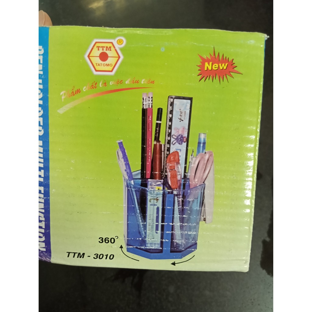 Khay bút cắm bàn 3010 xoay 360 độ giao màu ngẫu nhiên