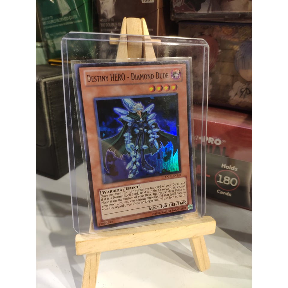 Lá bài thẻ bài Yugioh Destiny Hero - Diamond Dude - Super Rare - Tặng bọc bài nhựa bảo quản