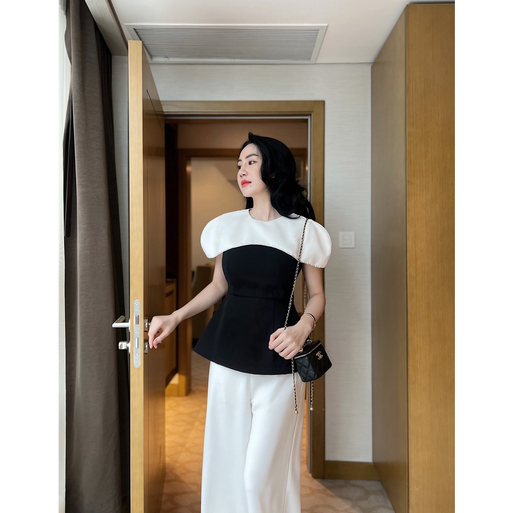 Áo V20 Selina Top Ricci thiết kế chất liệu Chéo Nhật sợi dệt cấp mềm mát | RICCI OFFICIAL