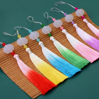Phụ kiện mặt hình hoa sen phối núm tua màu gradient độc đáo