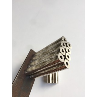 Nam Châm Đất Hiếm 14,8x3mm lỗ tròn M4 ( Từ Tính Hút Cực Mạnh ) (CAM KẾT HÀI LÒNG)