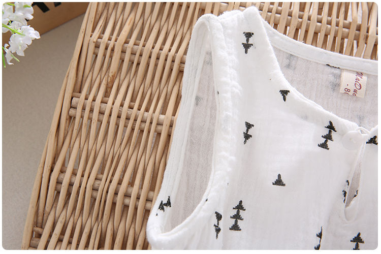 Set Đồ Mùa Hè 2 Món Gồm Áo Thun Không Tay + Quần Ngắn Màu Trơn Thời Trang Cho Bé Trai Và Gái