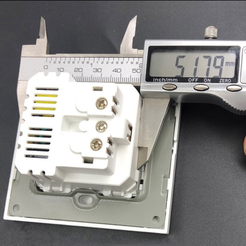 Ổ Cắm Điện EU Hai Cổng USB Tiện Dụng Cho Gia Đình