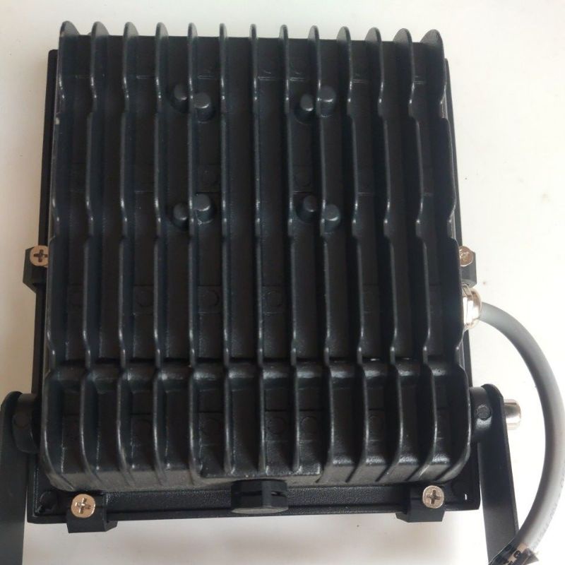 Đèn pha led rạng Đông 50w CP06L/50W LED chip sam sung siêu sáng độ bền cao, dài điện áp rộng, tiêu chuẩn chống nước IP66