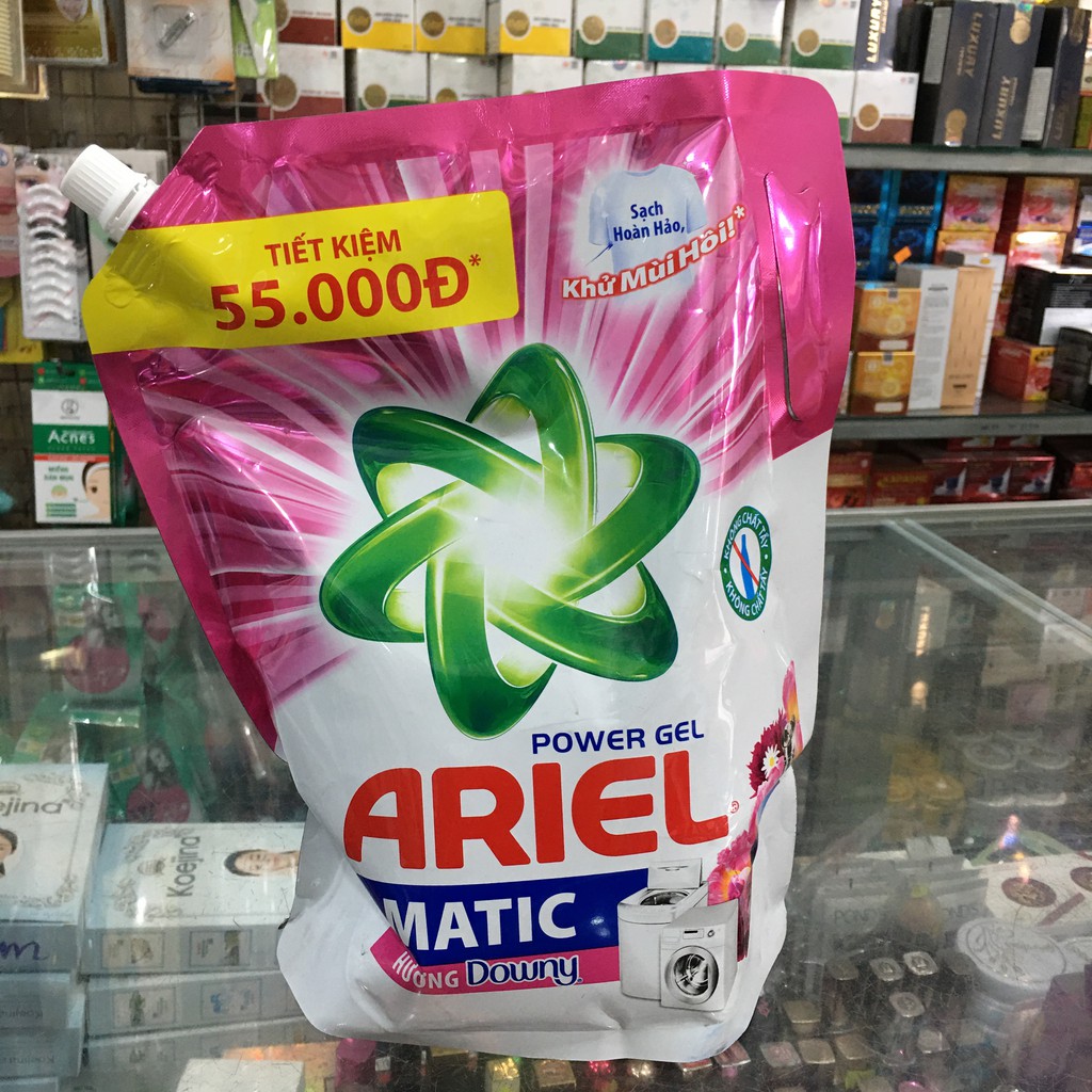 Nước giặt Ariel Matic Hương downy túi 2.15kg (2 lít)