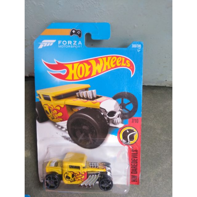 Xe Hotwheels Bone Shaker