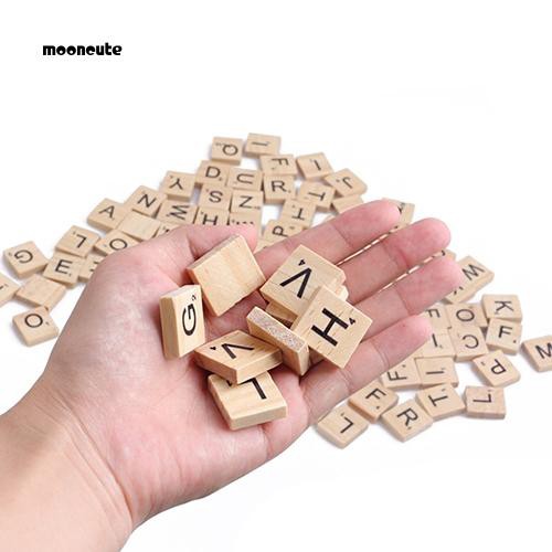 Set 100 mảnh gỗ in chữ và số trò chơi sắp chữ