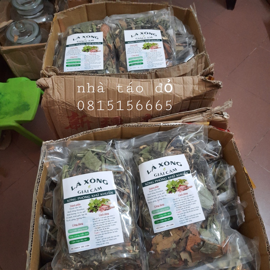 Gói lá tắm, lá xông thảo dược 500g (tặng kèm 1 gói trà xuyên tâm liên)