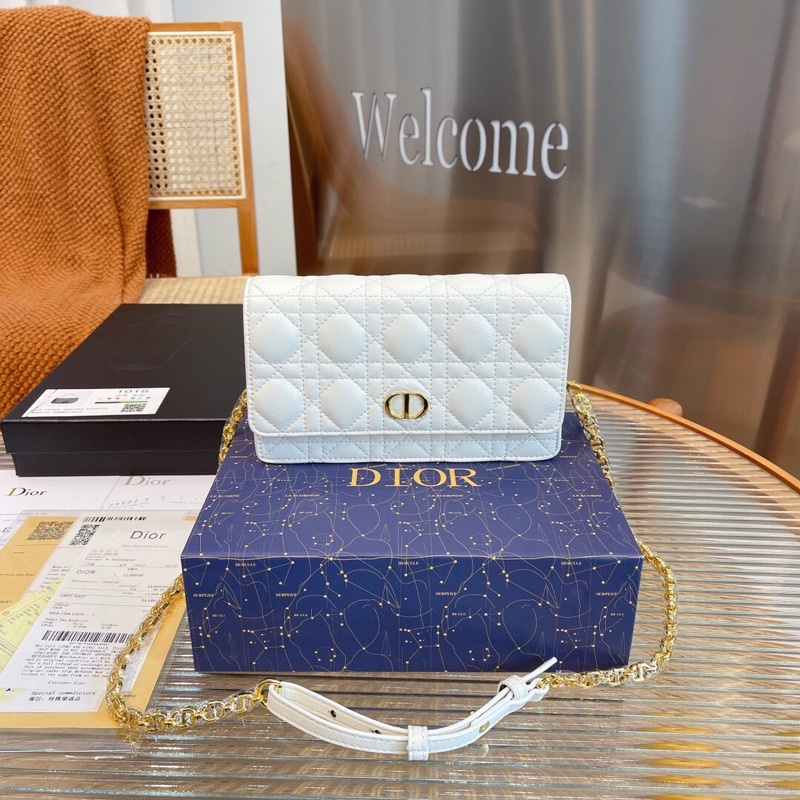 Túi xách Dior xích vàng in chữ Dior size 20cm
