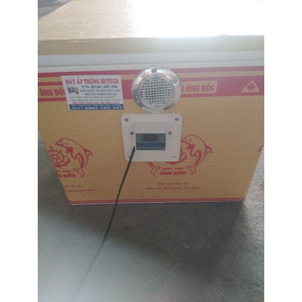 Máy ấp trứng đảo tay