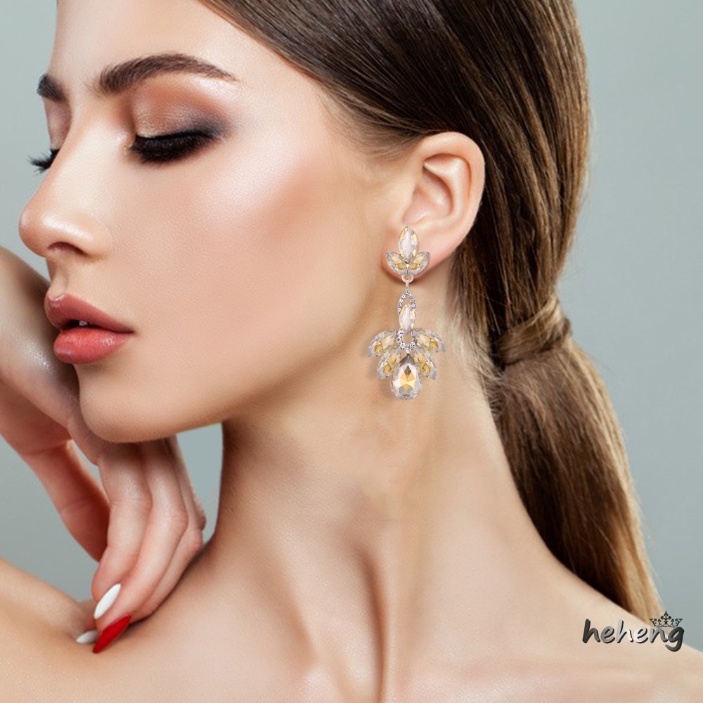 Khuyên Tai Nữ Trang Dáng Dài Tạo Hình Độc Đáo