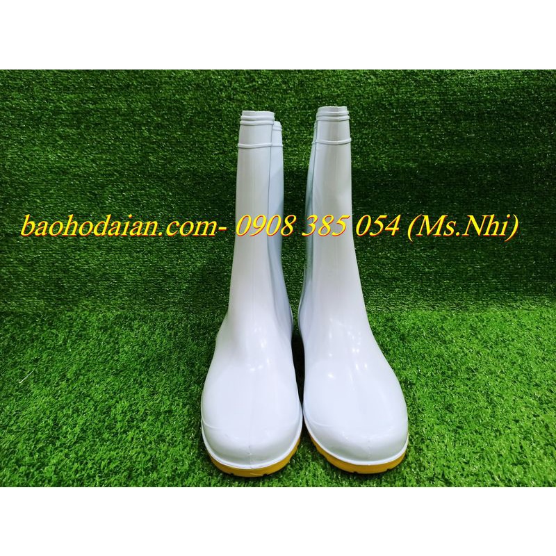 Ủng nhựa màu trắng đế vàng chống thầm nước siêu bền RB003- Hình thật