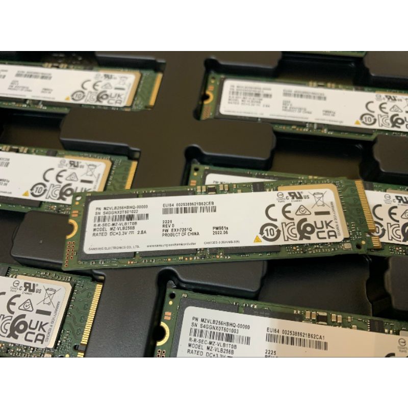 Ổ cứng SSD M2 PCIe 2280 Samsung PM981a 256GB NVMe -bảo hành 36 tháng