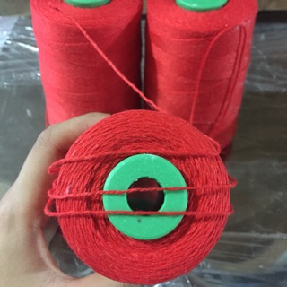 Combo 10 cuộn chỉ trắng và 15 cuộn chỉ đỏ