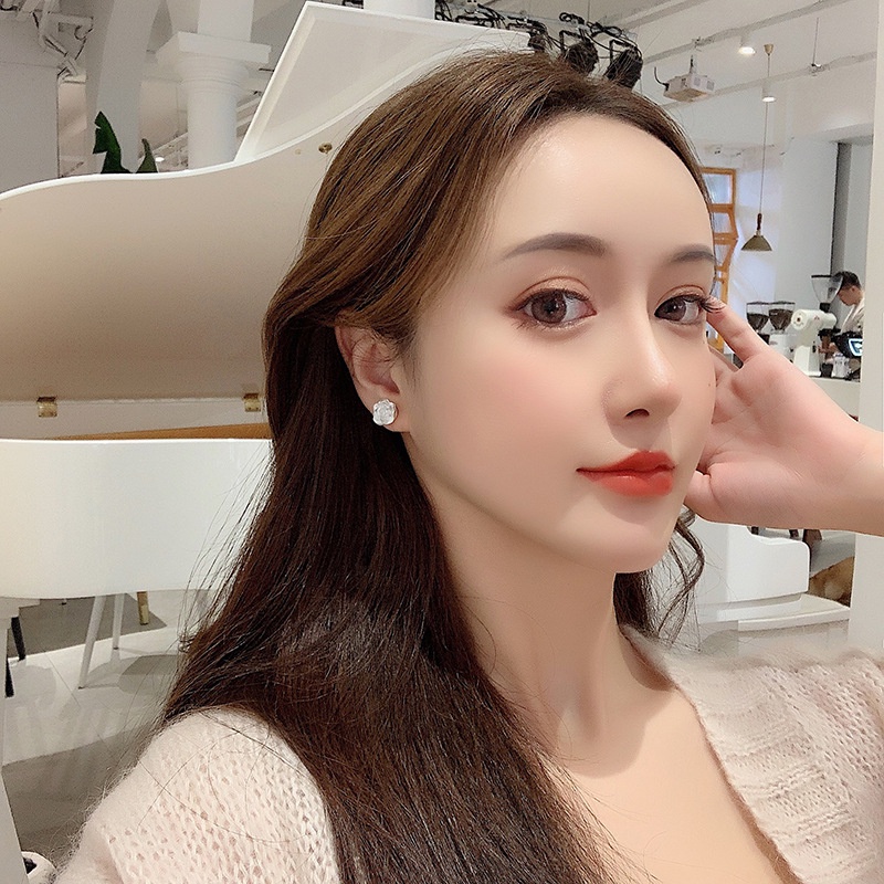 Khuyên tai kẹp không bấm lỗ chốt cố định K022 bằng hợp kim mạ vàng hình bông hoá dáng ngắn Leous Accessories