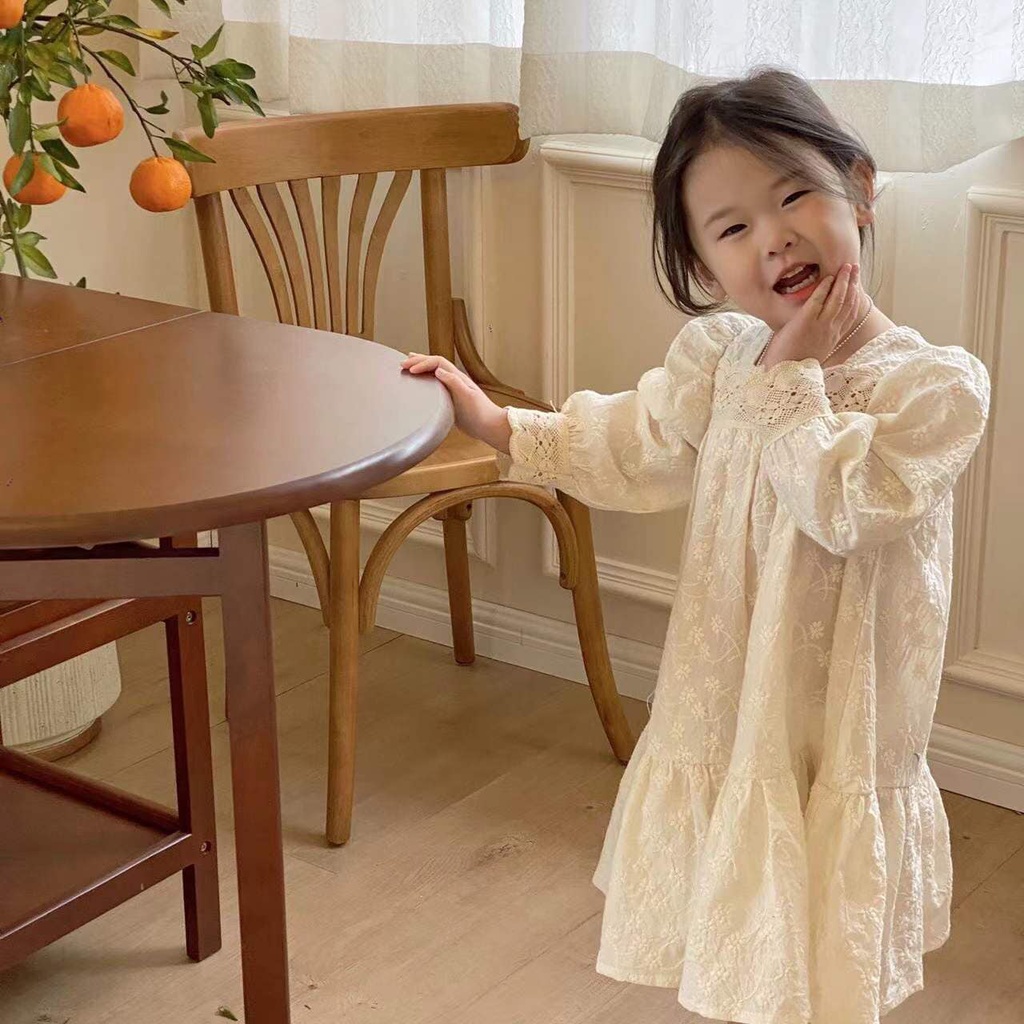 [Có sẵn/Hoả tốc] Váy thô thêu hoa bé gái tiệm nhà Quýt