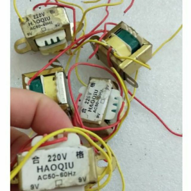 Nguồn biến áp 9v nhỏ giá bán 1 chiếc