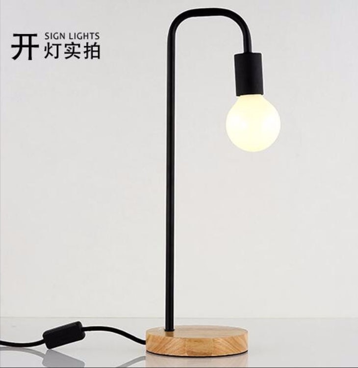 Đèn Để Bàn Phong Cách Cổ Điển Có 2 Màu Sắc Tuỳ Chọn Tiện Dụng