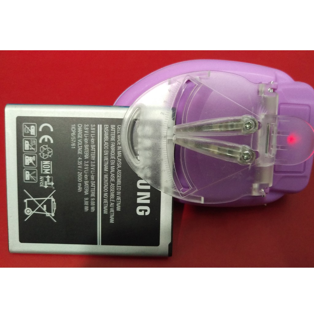 Thiết Bị Sạc Kẹp Pin Đa Năng, Sạc Được Tất Cả Các Dòng Pin Dien Thoại - Hàng Nhập Khẩu