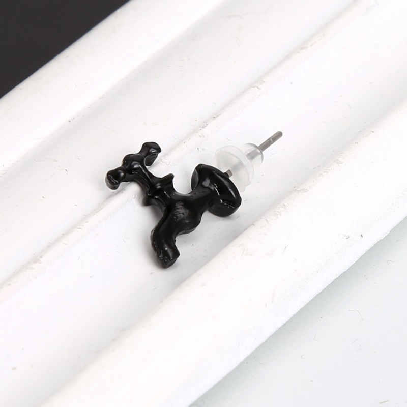 Khuyên Tai Hình Vòi Nước Độc Đáo Cá Tính Phong Cách Gothic