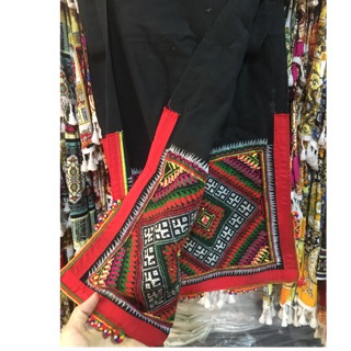 Khăn PIÊU người Thái đep( hoa văn vuông góc khăn)