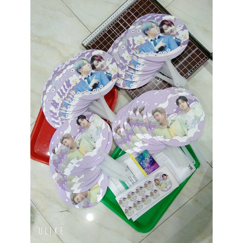 Quạt tròn 20cm in theo yêu cầu, chất dày dặn, cán tay cầm xịn sò, màu sắc in đẹp thiệt đẹp tươi sáng xinh xắn