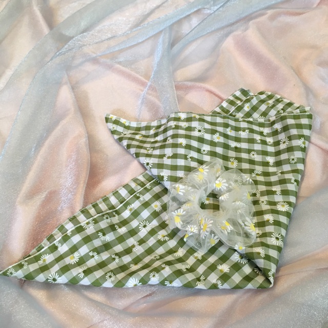 Bandana khăn quàng đầu caro hoa cúc