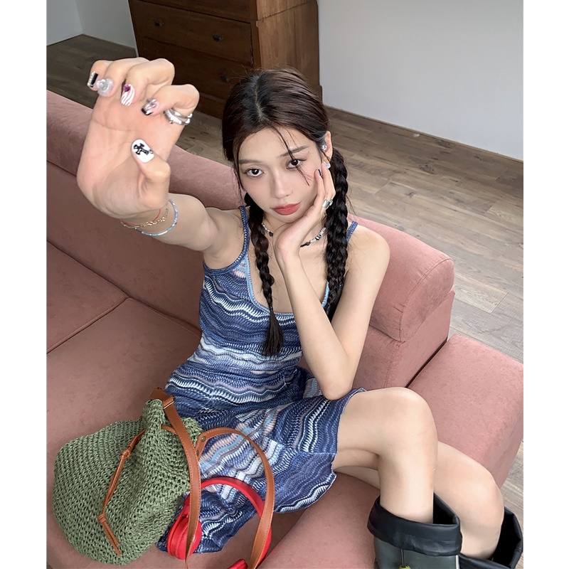 QKOOLE  Đầm ôm Không Tay Họa Tiết Sọc Phong Cách Hàn Quốc