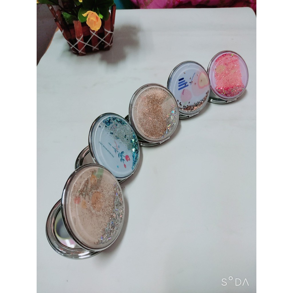 Gương mini tròn 2 mặt nhỏ gọn dễ thương bỏ túi-có kim tuyến trên bề mặt