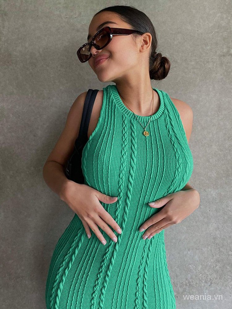 Thời trang Đầm Dệt Kim Không Tay Cổ Tròn