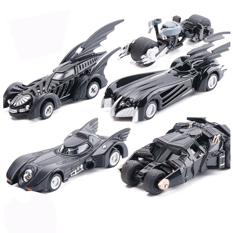 TOMICA Mô Hình Xe Batman Chân Thật