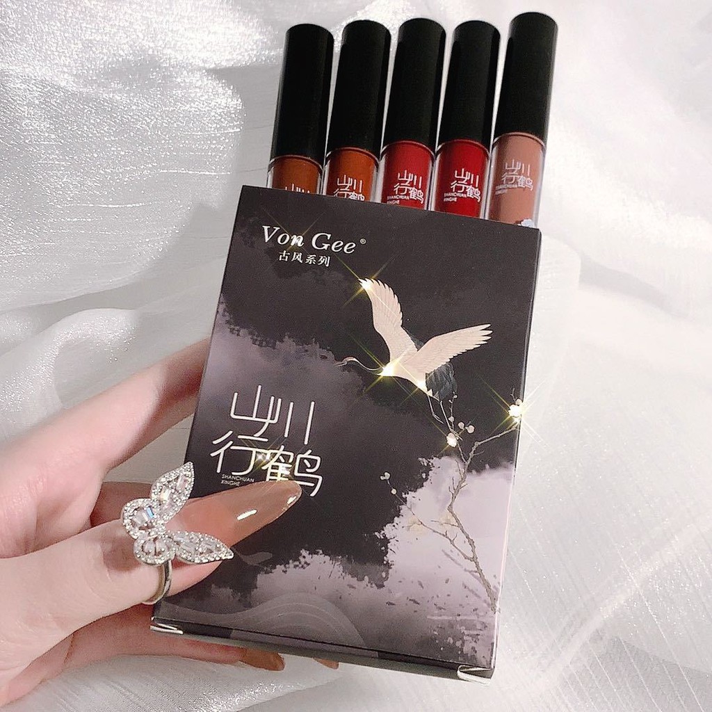 Son Môi Vongee Set 5 Cây Cổ Trang Hộp Đen Set Son 5 Màu Giá Rẻ - Sarah Beaute MP26