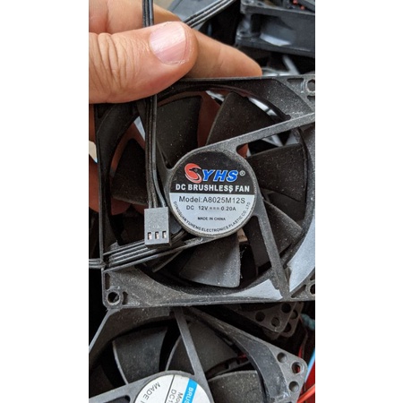 Quạt 8cm , Fan 8cm, Quạt làm mát máy tính 8cm điện 12vol