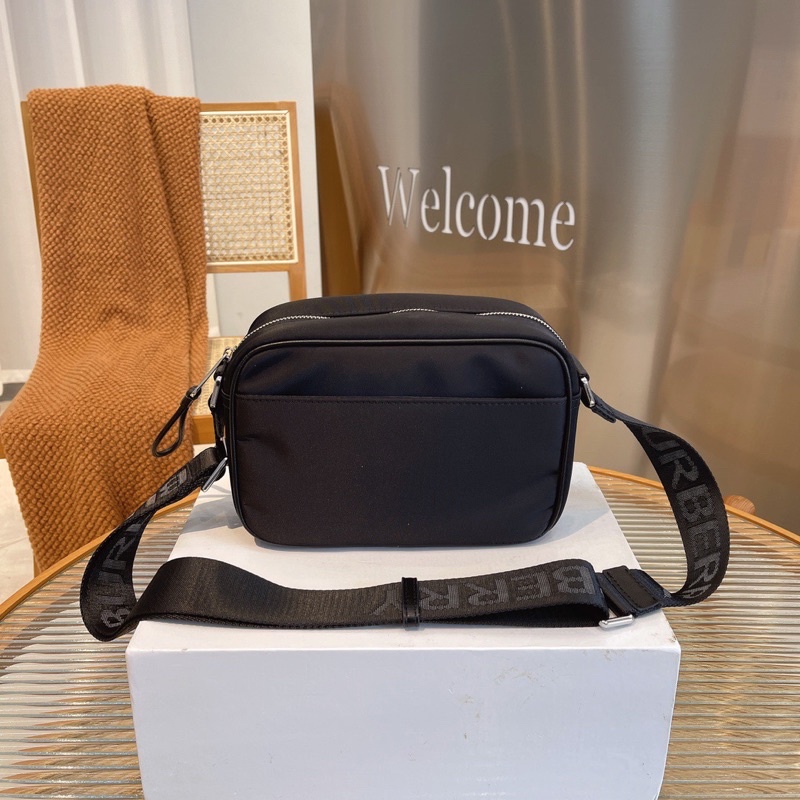 Túi đeo chéo BURBERRY cao cấp 2021