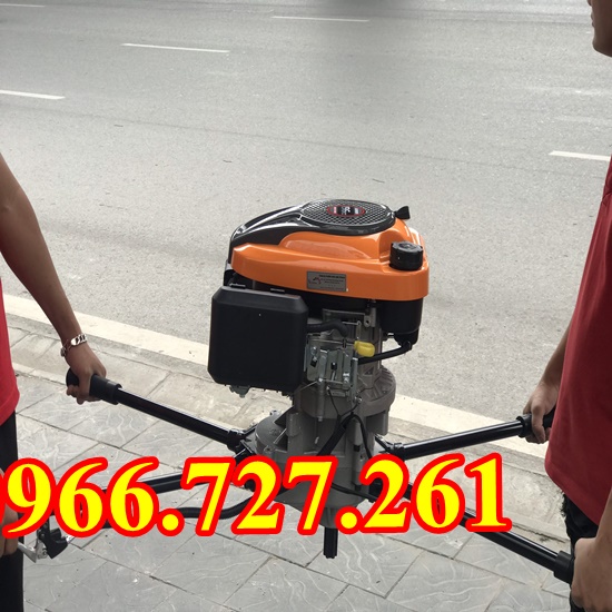 Thanh lý Máy khoan đất Okasu 7HP khoan lỗ đặt trụ cột điện, trồng cây