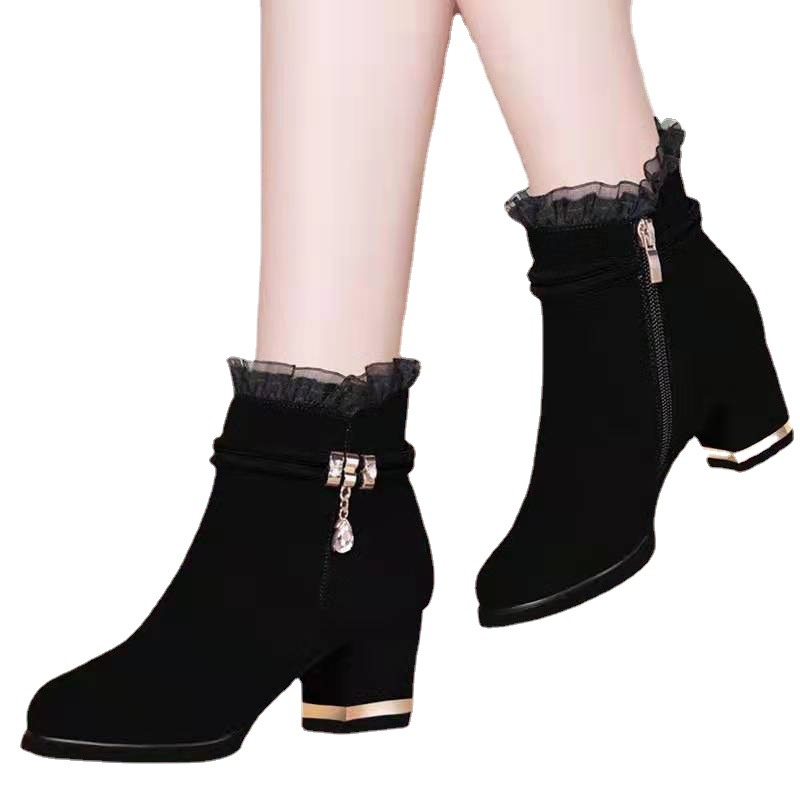 Giày boots cao gót ngắn Thời trang Hàn Quốc Da lộn mắt cá chân Dày khối ren đa năng Mặt dây chuyền bên hông Dây kéo màu đen cho phụ nữ