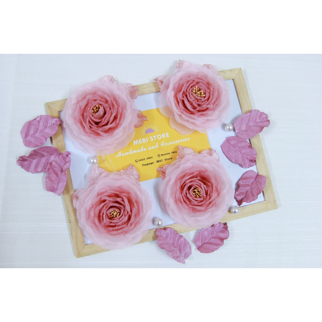 (Ảnh thật - Nobox) Hoa hồng cài áo handmade màu hồng phấn 3 lá