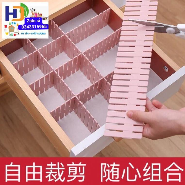 Set 4 Miếng Nhựa Chia Ngăn Tiện Lợi - Giao Màu Ngẫu Nhiên