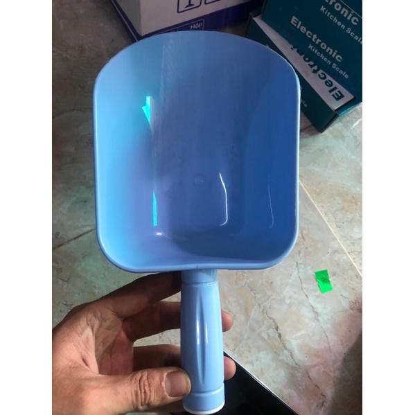 Đồ xúc gạo, xúc đá nhựa - xẻng xúc gạo  đá